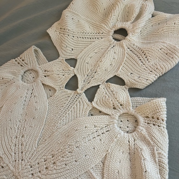 Cult Gaia M Floreana paneled dress Cream Crochet Halter Dress - Picture 3 of 9